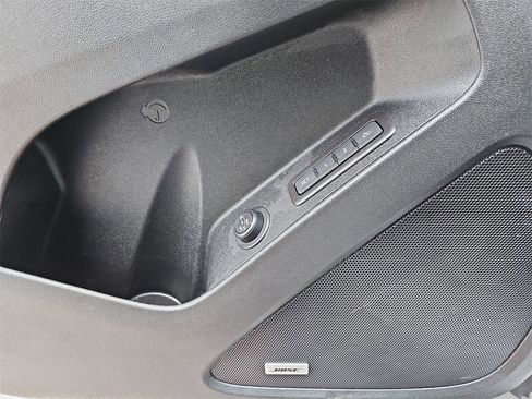 Used 2019 Chevrolet Equinox Premier image 29