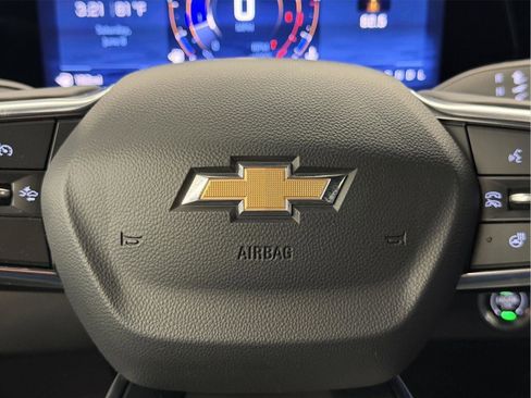 Used 2025 Chevrolet Traverse LT w/ Sun and Wheel Package AWD/4WD image 16