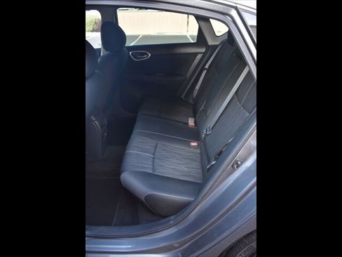 Used 2017 Nissan Sentra SV w/ Driver's Assist Package image 19