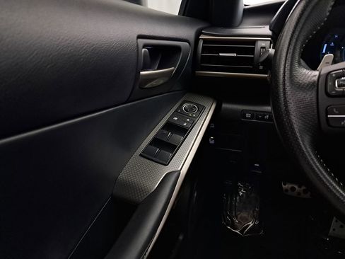 Used 2017 Lexus IS 350 F Sport image 21