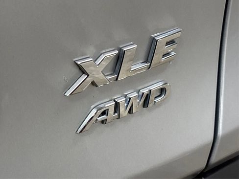 Used 2024 Toyota RAV4 XLE image 15