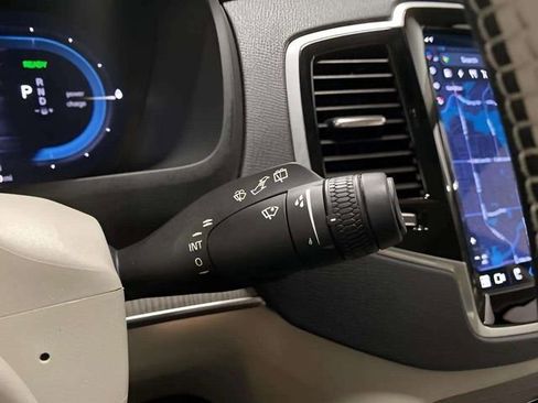 Used 2023 Volvo XC90 T8 Plus w/ Protection Package Premier AWD/4WD image 19