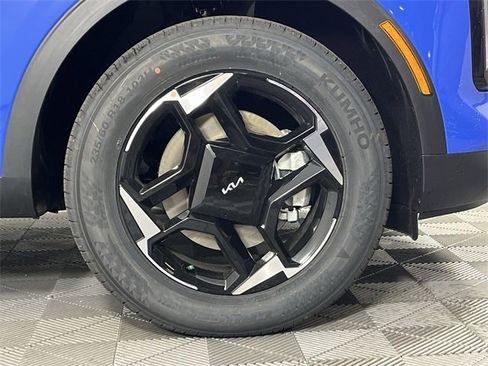 Certified 2026 Kia Sportage EX w/ EX Panorama Roof Package image 10