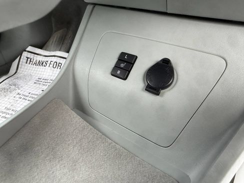 Used 2010 Toyota Prius Four image 32