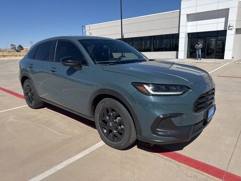 Used 2024 Honda HR-V Sport image 6