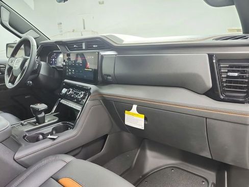 New 2026 GMC Sierra 1500 AT4 w/ AT4 Premium Package AWD/4WD image 44