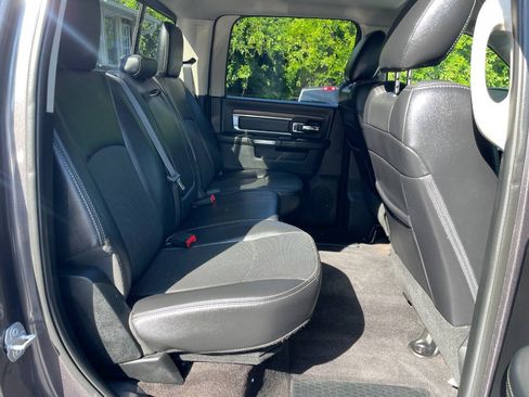Used 2017 RAM 1500 Laramie AWD/4WD image 15