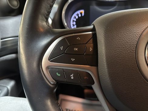 Certified 2020 Jeep Grand Cherokee Altitude image 18