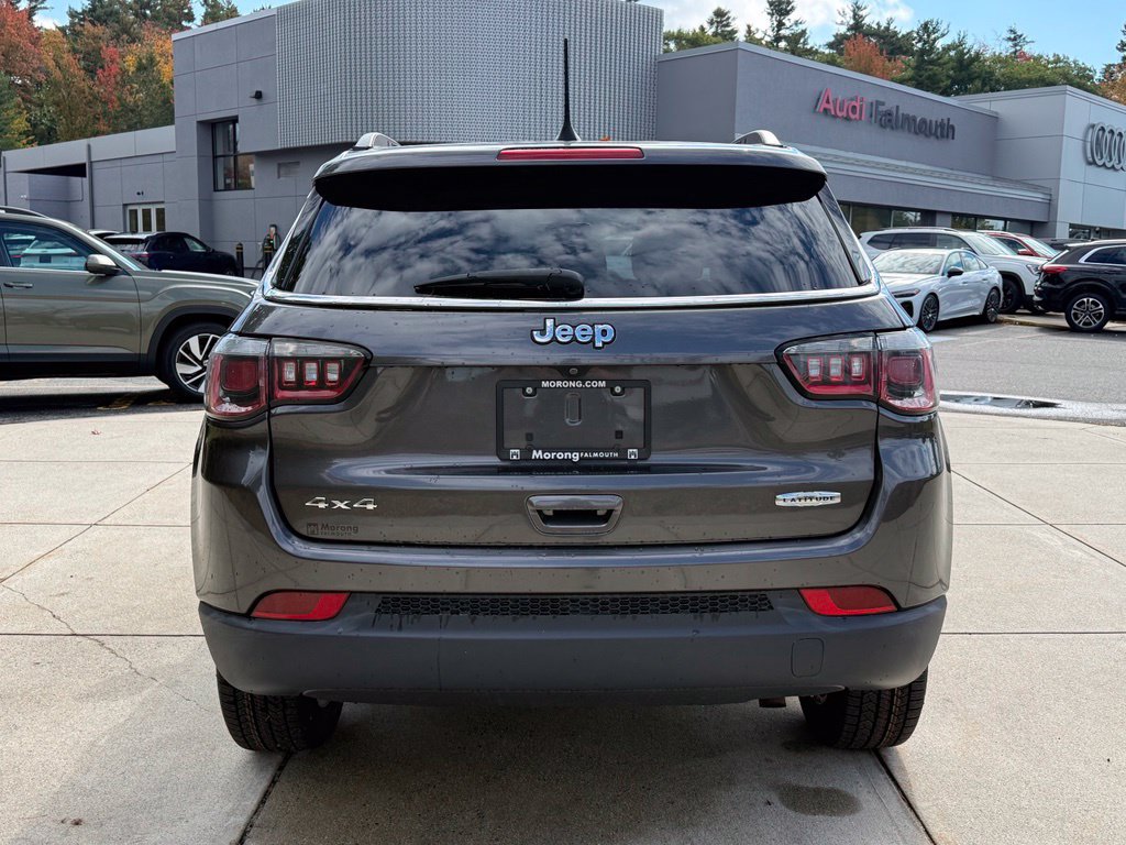 Used 2019 Jeep Compass Latitude w/ Cold Weather Group AWD/4WD image 13