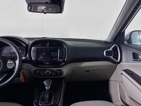 Certified 2023 Kia Soul LX image 21