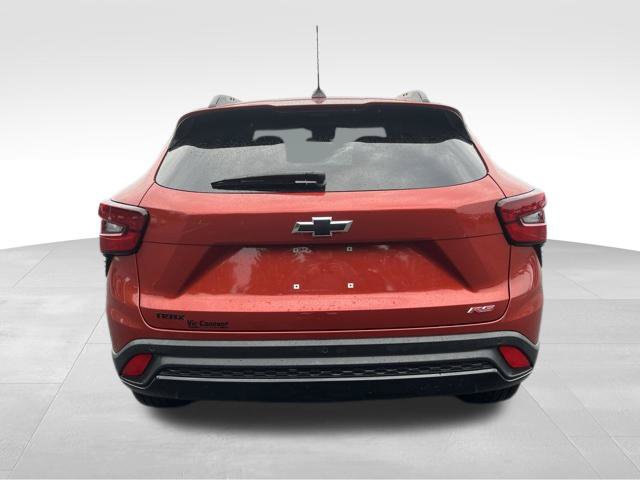 Certified 2024 Chevrolet Trax RS w/ Driver Confidence Package FWD image 4