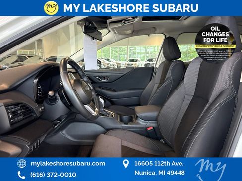 Certified 2025 Subaru Outback Premium AWD/4WD image 13