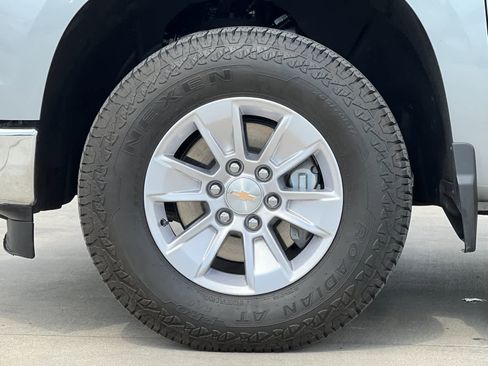 Used 2026 Chevrolet Silverado 1500 LT image 27