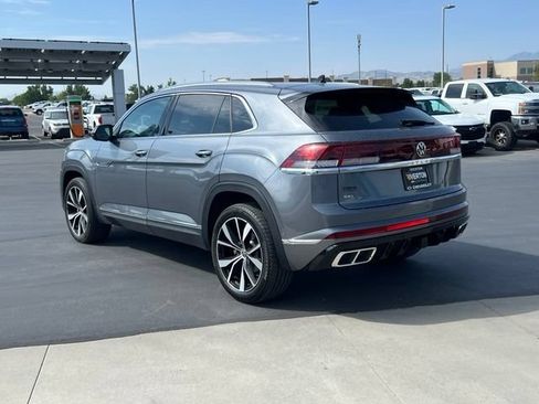 Used 2025 Volkswagen Atlas Cross Sport SEL Premium R-Line AWD/4WD image 3