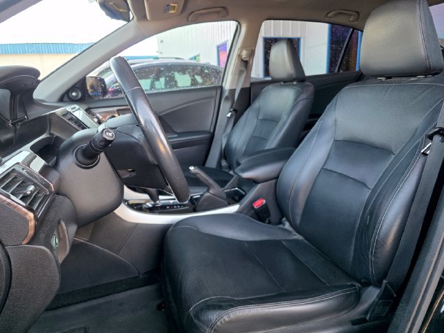 Used 2016 Honda Accord EX-L image 12