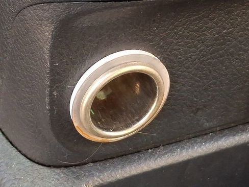 Used 2009 Pontiac Vibe GT image 27