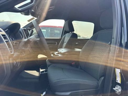 Used 2025 RAM 2500 Big Horn AWD/4WD image 5
