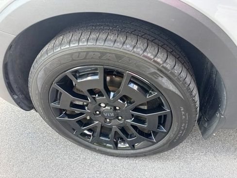 Used 2021 Kia Telluride EX w/ EX Premium Package AWD/4WD image 12