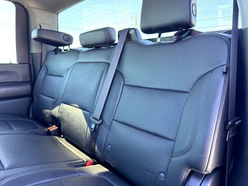 Used 2023 Chevrolet Silverado 2500 W/T w/ Gooseneck/5TH Wheel Package image 16