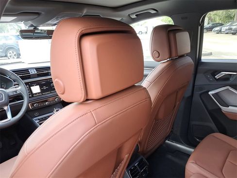 New 2025 Audi Q3 2.0T Premium image 26
