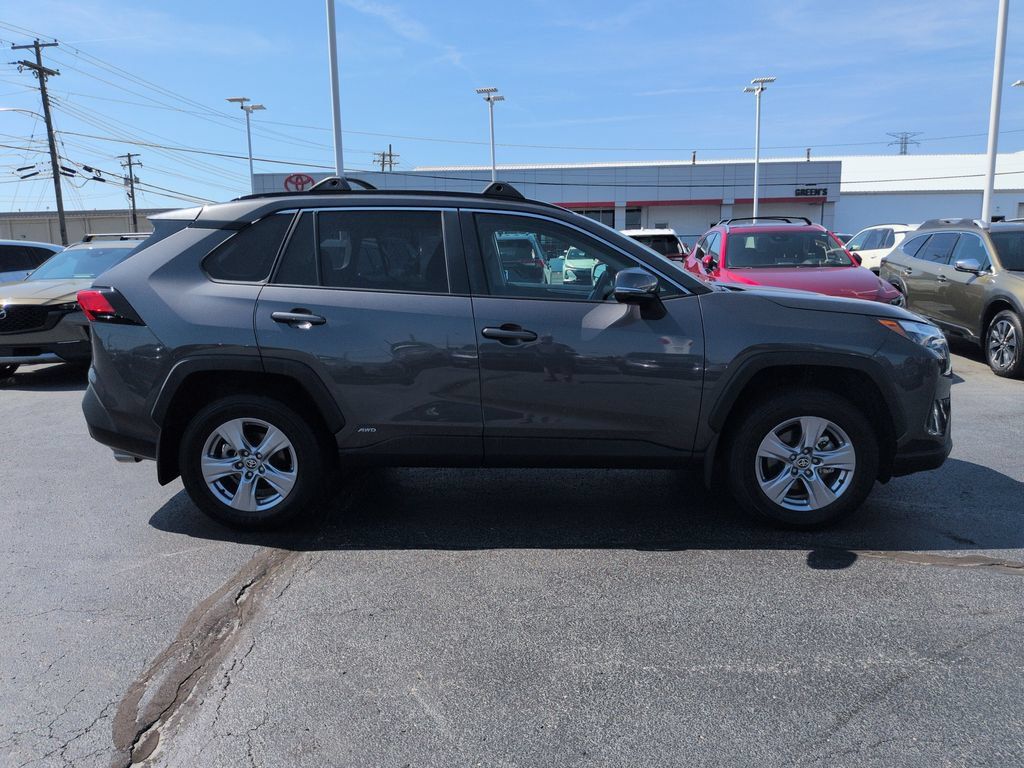 Certified 2025 Toyota RAV4 XLE w/ Convenience Package AWD/4WD image 6
