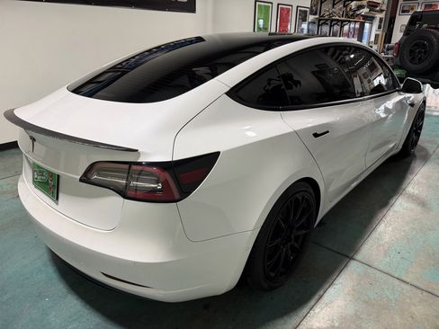 Used 2021 Tesla Model 3 Performance image 6