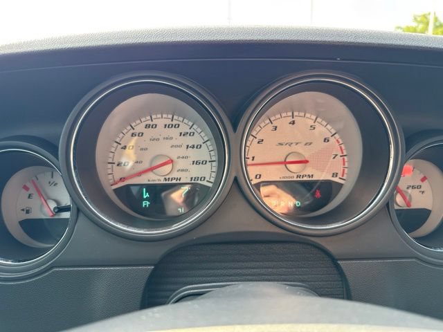 Used 2009 Dodge Challenger SRT8 RWD image 16