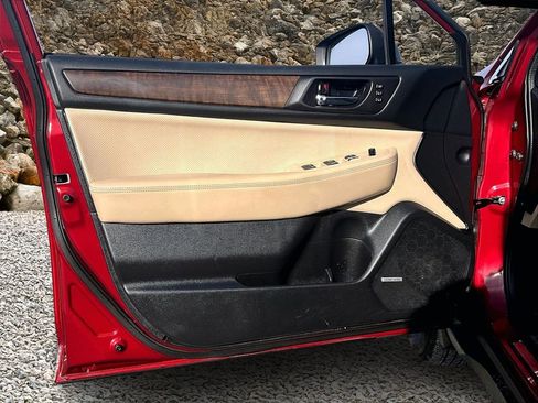 Used 2016 Subaru Outback 2.5i Limited image 21