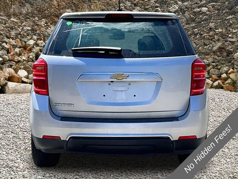 Used 2017 Chevrolet Equinox LS FWD image 3