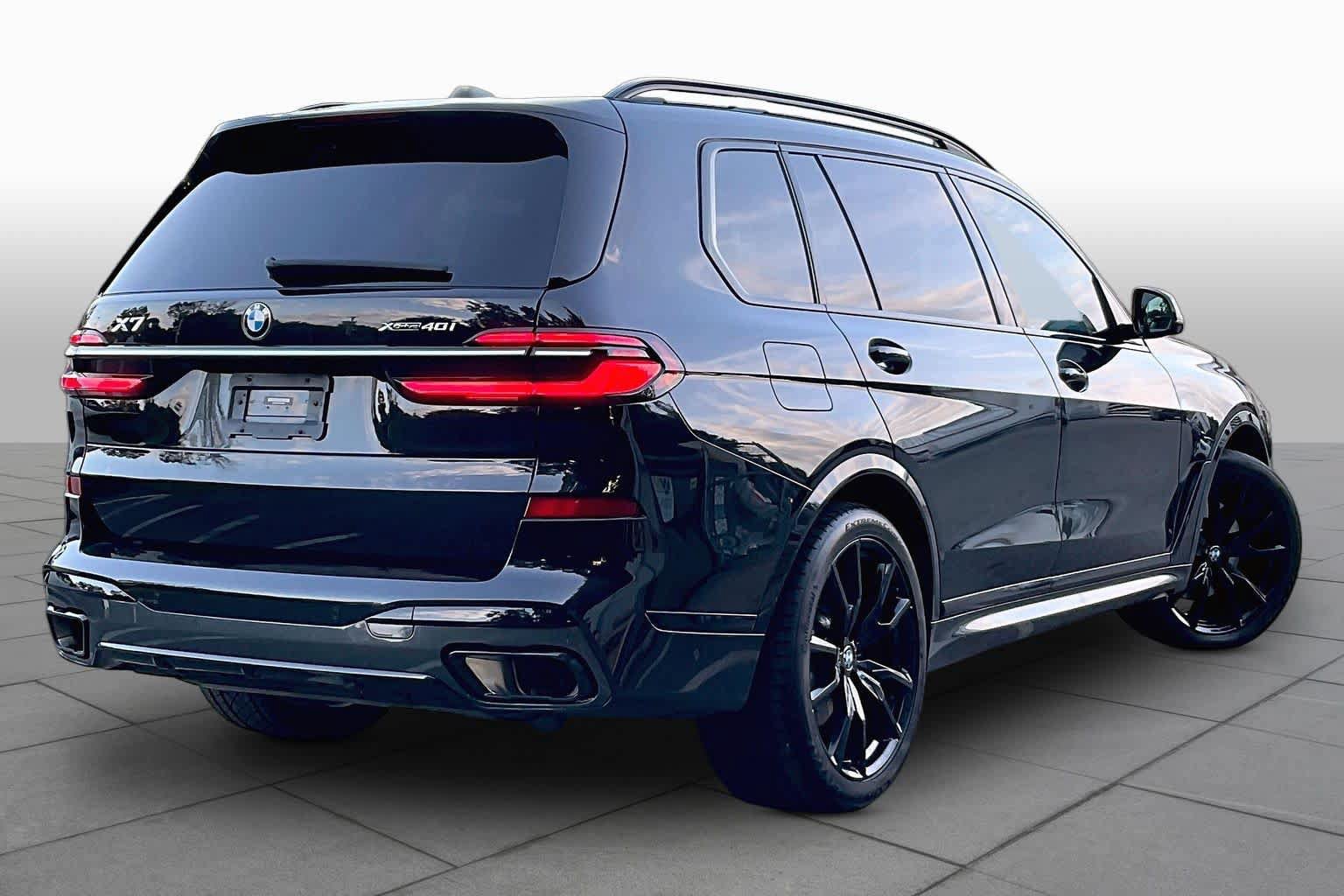 Used 2023 BMW X7 xDrive40i w/ Executive Package AWD/4WD image 12