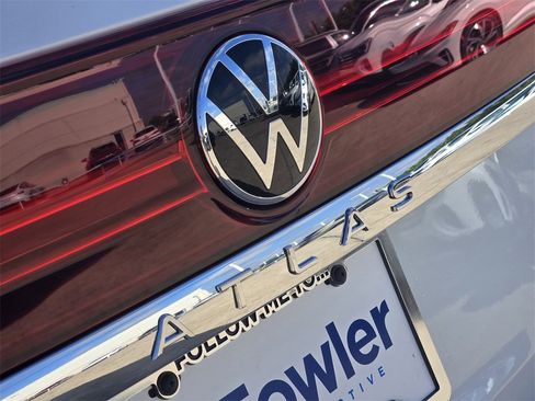 New 2026 Volkswagen Atlas SE image 7