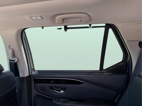 New 2025 Honda Pilot Touring image 32