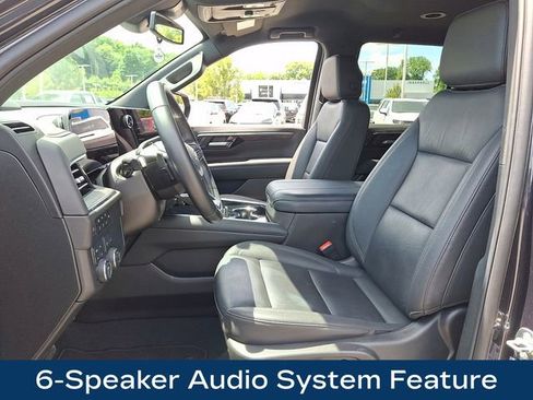 Used 2025 Chevrolet Tahoe Z71 AWD/4WD image 2