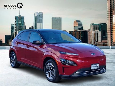 Used 2023 Hyundai Kona SE w/ Cargo Package image 8