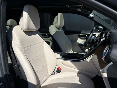 Certified 2023 Mercedes-Benz GLC 300 4MATIC image 48