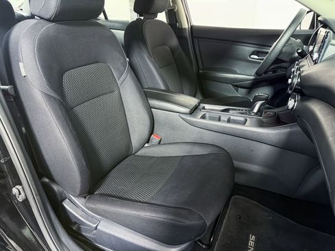 Certified 2021 Nissan Sentra S image 14