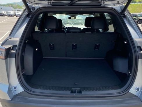 Used 2026 Chevrolet Equinox ACTIV w/ Convenience Package III AWD/4WD image 9