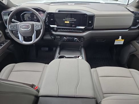 New 2026 GMC Sierra 2500 SLT w/ SLT Premium Package AWD/4WD image 11