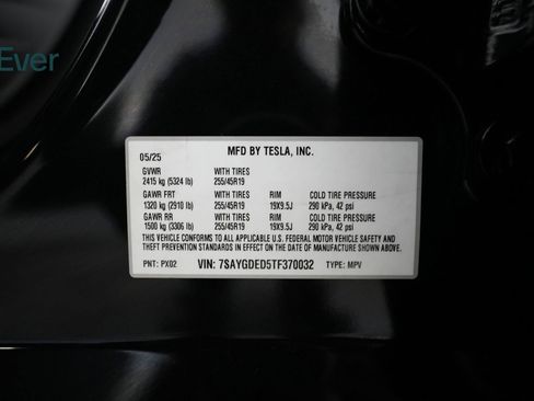 Used 2026 Tesla Model Y Long Range RWD image 29