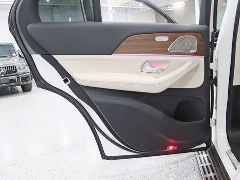 Used 2022 Mercedes-Benz GLE 350 4MATIC image 40