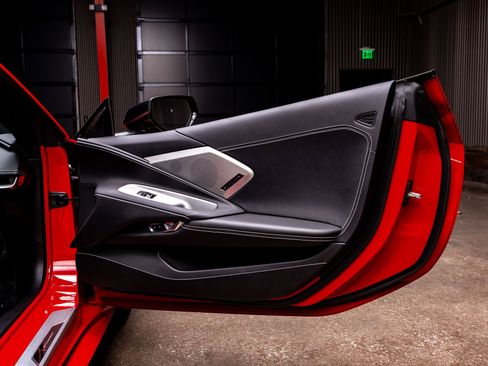 Used 2022 Chevrolet Corvette Stingray Preferred Cpe w/ Z51 Performance Package image 28