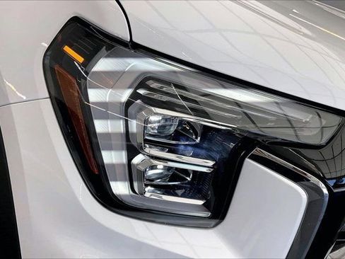 Used 2026 GMC Terrain Elevation AWD/4WD image 28