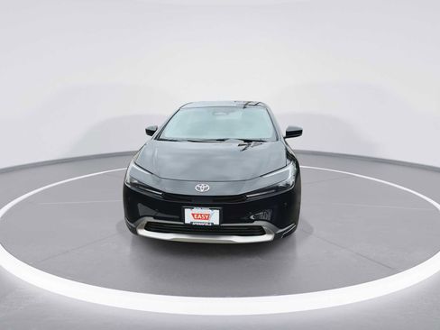 New 2026 Toyota Prius SE image 3