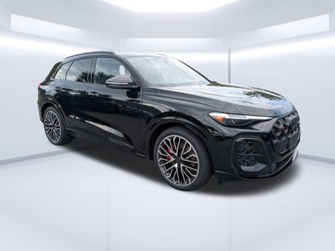New 2026 Audi SQ5 Prestige AWD/4WD image 1