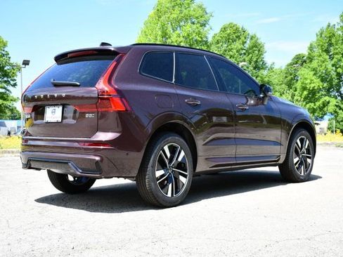 New 2026 Volvo XC60 B5 Plus w/ Protection Package Premier AWD/4WD image 7