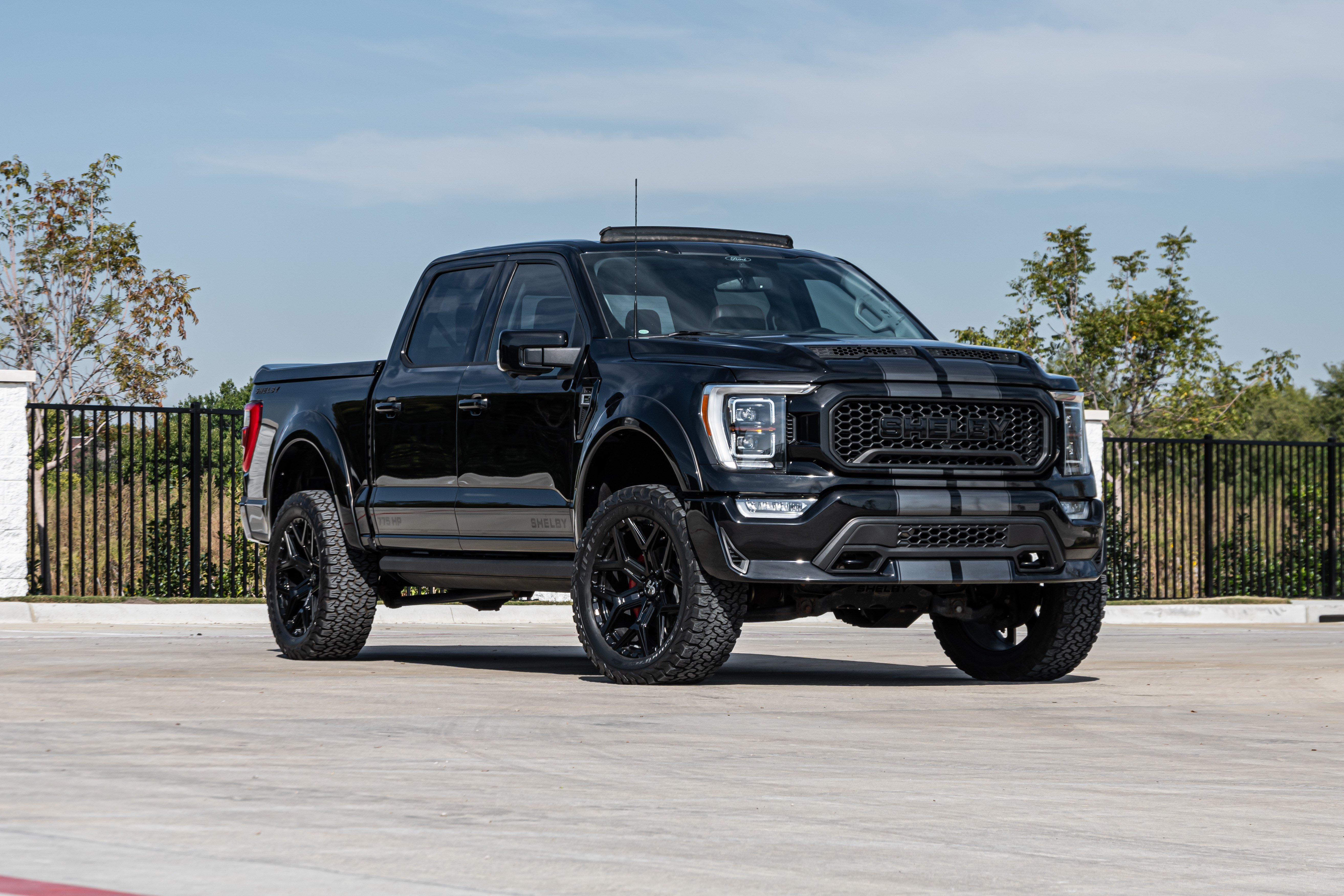Used 2021 Ford F150 Lariat w/ Equipment Group 502A High AWD/4WD image 2