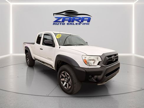 Used 2015 Toyota Tacoma 4x4 Access Cab V6 w/ Convenience Package image 8
