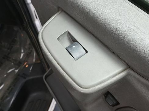 Used 2017 Chevrolet Express 3500 LT w/ LT Preferred Equipment Group RWD image 41