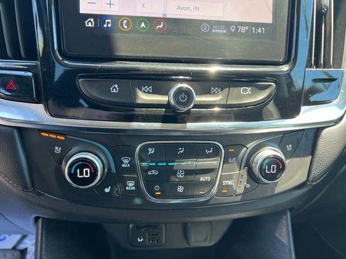 Used 2021 Chevrolet Traverse Premier w/ Redline Edition AWD/4WD image 21