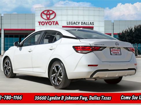 Used 2024 Nissan Sentra SV FWD image 7